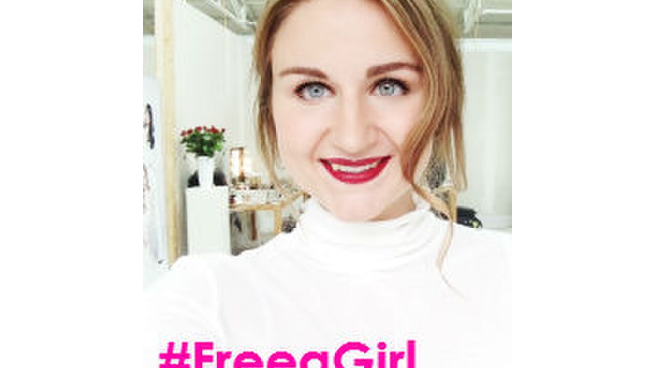Illustratie voor: Girlscene’s Danique op de kiek voor L’Oréal #freeagirl