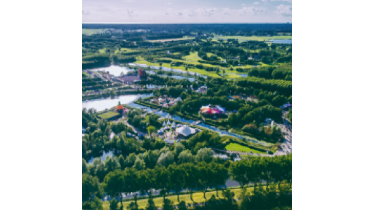 Illustratie voor: 10 gouden festivaltips + Kris Kross merchandisefeestpakket