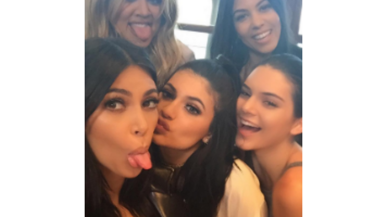 Illustratie voor: Deze presentator is net zo klaar met de Kardashians als jij