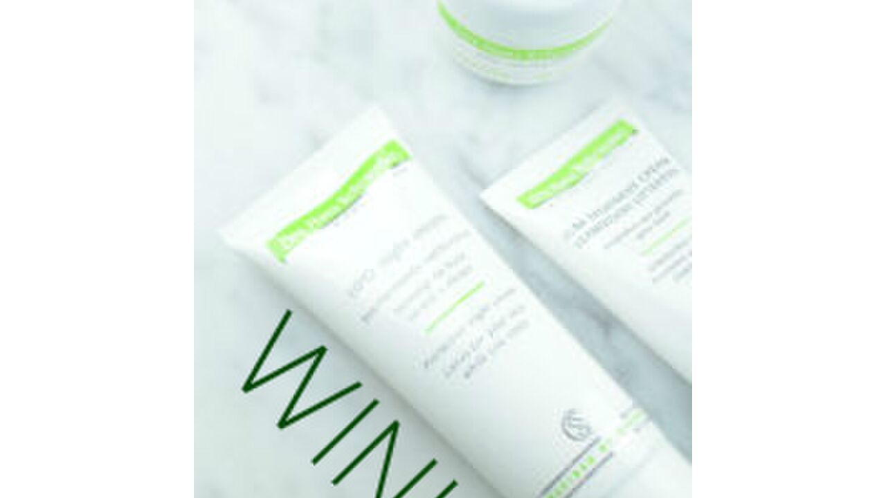 Illustratie voor: Win: 3x Drs. Hans Schreuder huidverzorgingspakket