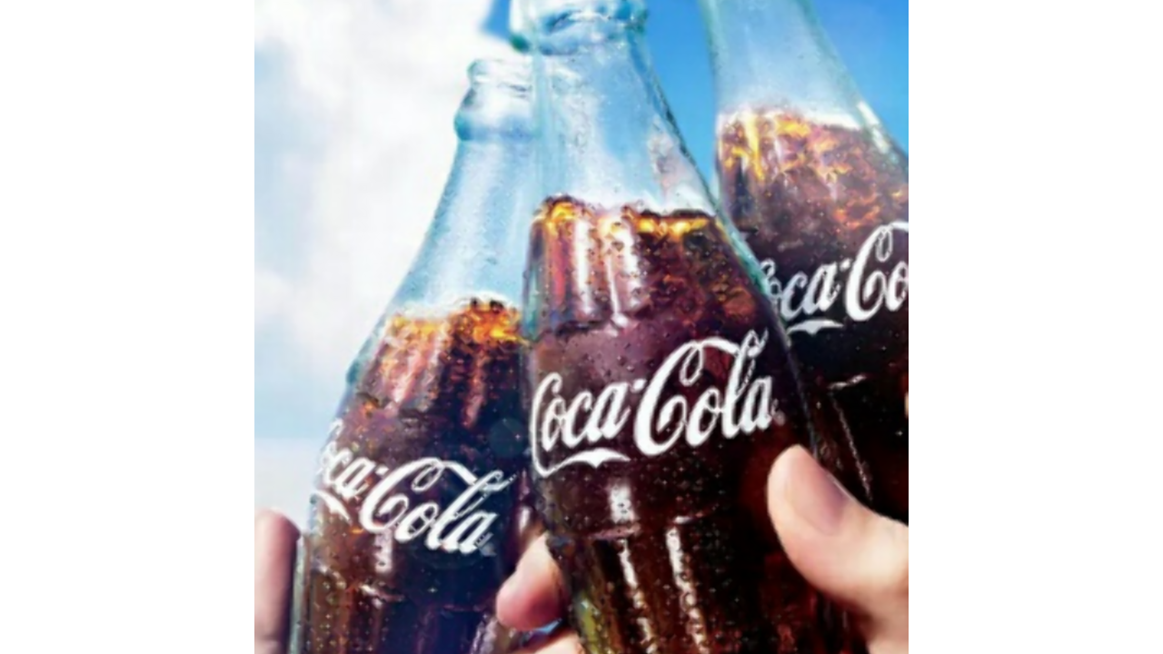 Illustratie voor: Deze video laat zien wat je nooit met cola moet doen