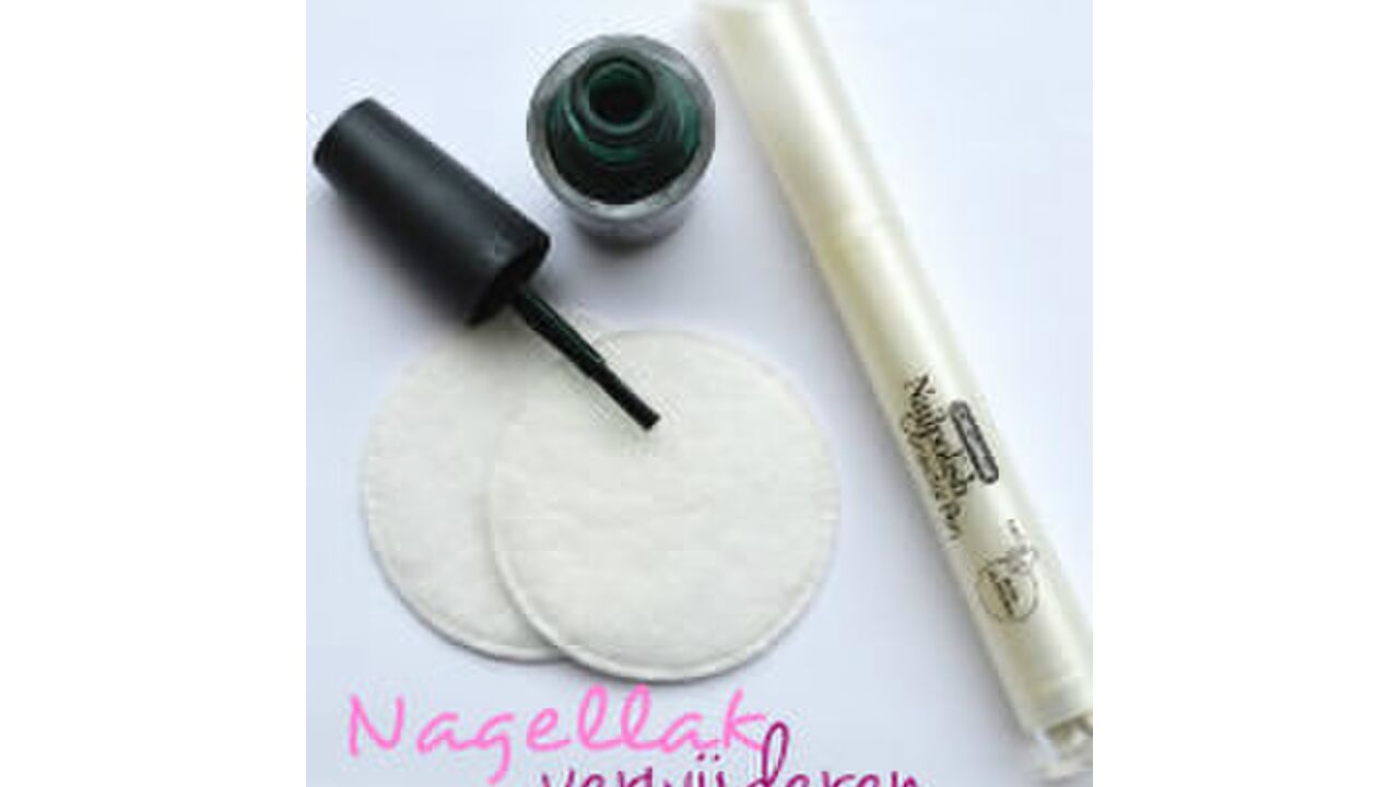 Illustratie voor: How to: makkelijk nagellak verwijderen