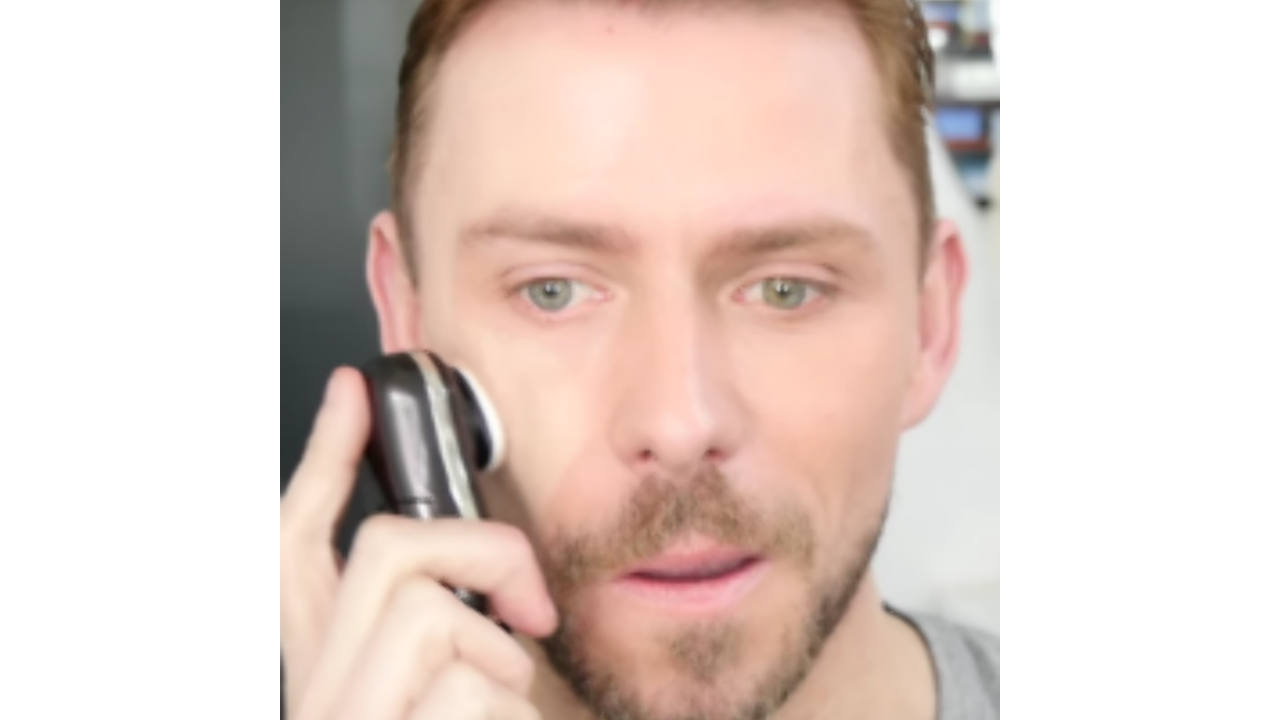 Illustratie voor: Dit is de eerste vibrator die je voor make-up kunt gebruiken
