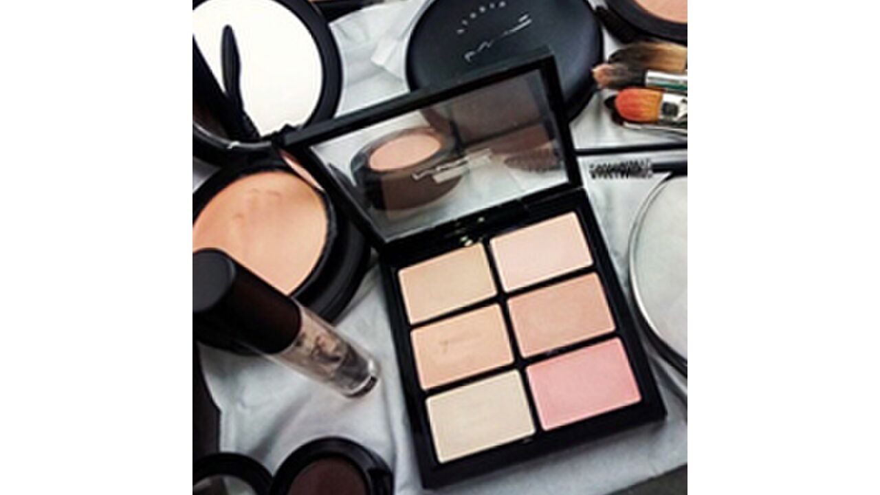 Illustratie voor: Dit is de ultieme budget make-up starterskit