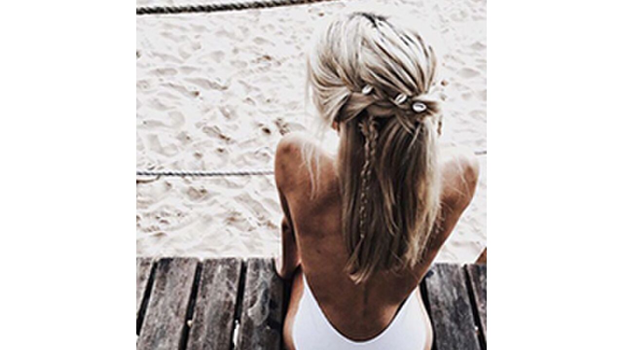 Illustratie voor: How to: kapsels die perfect zijn voor de zomer