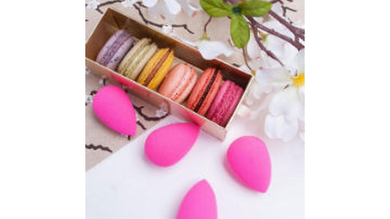 Illustratie voor: Dit is dé dupe van de Beautyblender