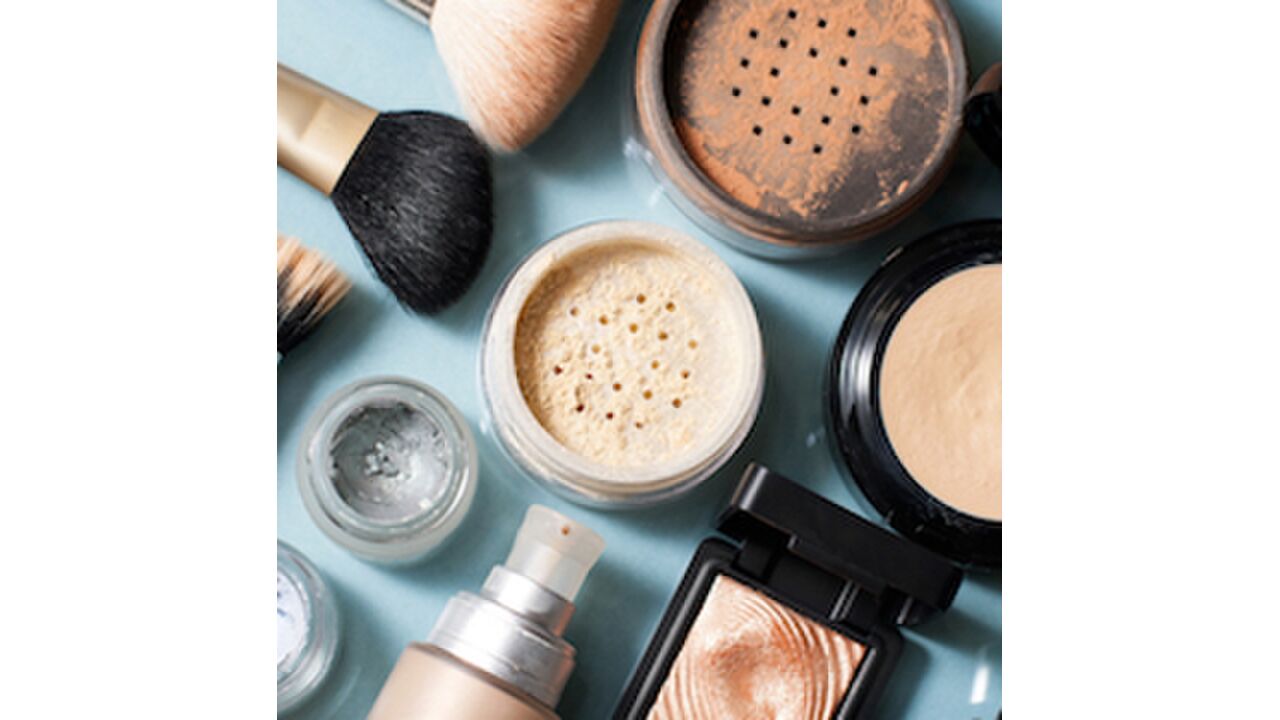 Illustratie voor: Deze make-up kun je beter niet delen met anderen