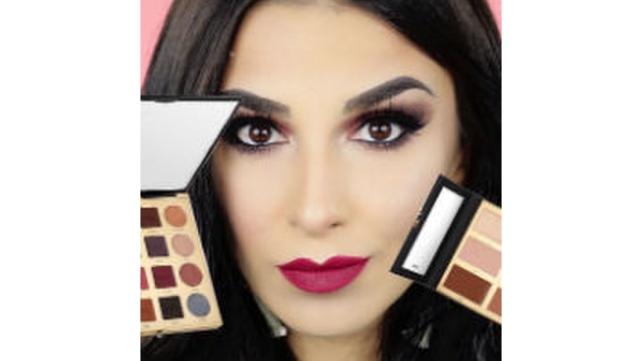 Illustratie voor: Hoe deze beautyblogger haar make-up verwijdert is werkelijk geniaal