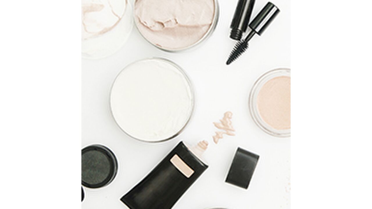 Illustratie voor: 7 skincare fouten die je elke dag maakt