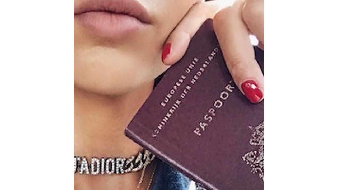 Illustratie voor: Dit is de beauty inpaklijst voor jouw vakantie
