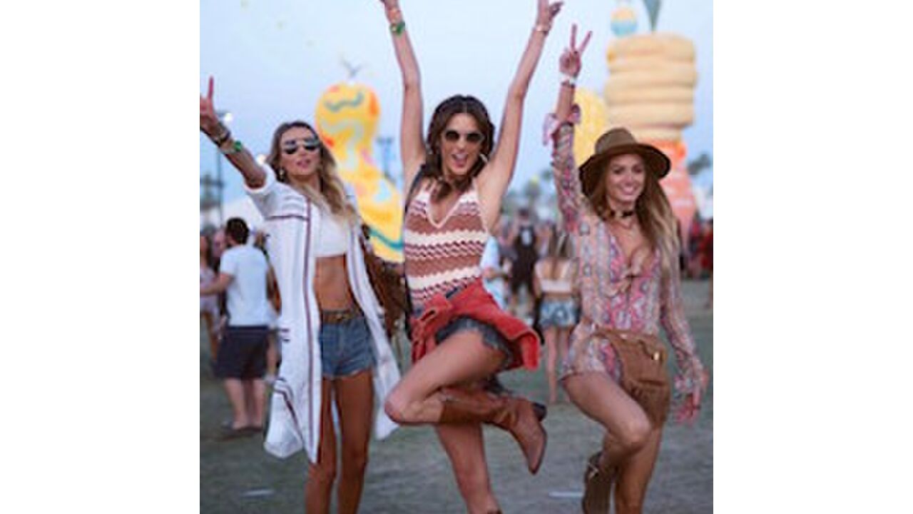 Illustratie voor: 5 Make-uptips voor jouw festival look