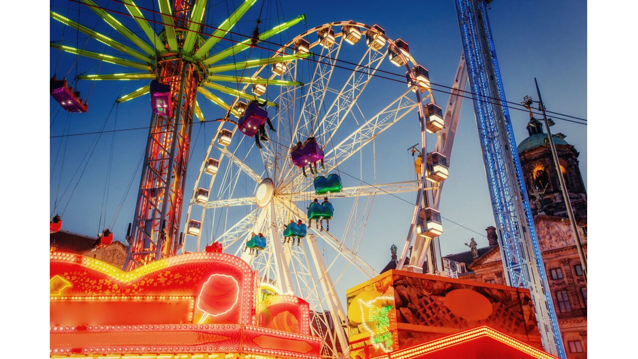 Illustratie voor: Deze horrorbeelden op een kermis gaan de hele wereld over en het is jouw ergste nachtmerrie