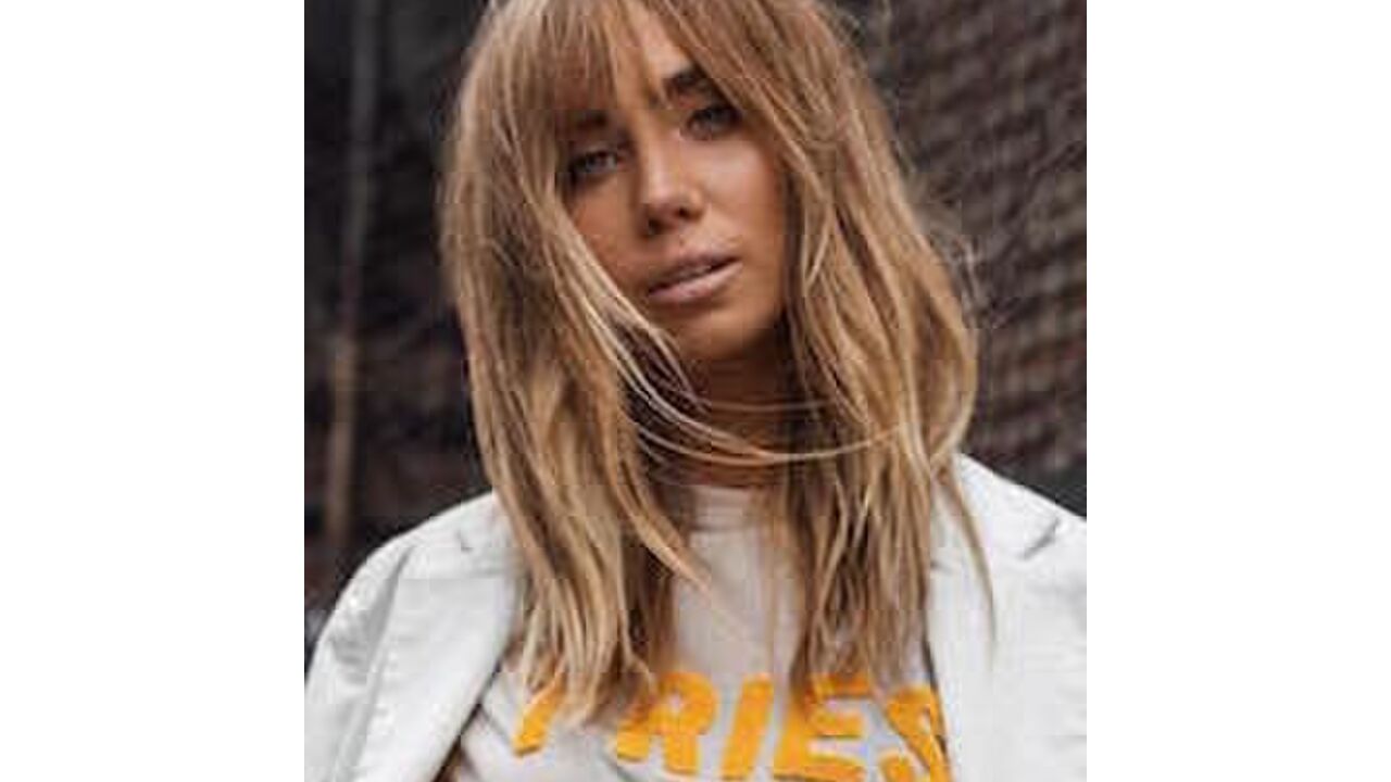 Illustratie voor: Zo dragen it-girls hun haar tijdens NYFW