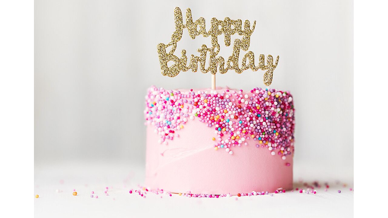 Illustratie voor: YAY: Girlscene bestaat 10 jaar en heeft een nieuw jasje!