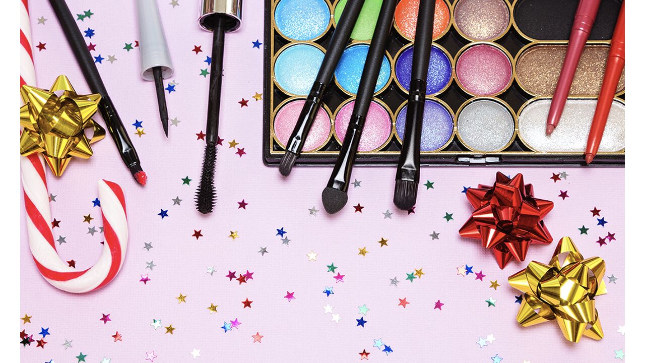 Illustratie voor: Alleen vandaag krijg je dit MAC product GRATIS + 10% korting