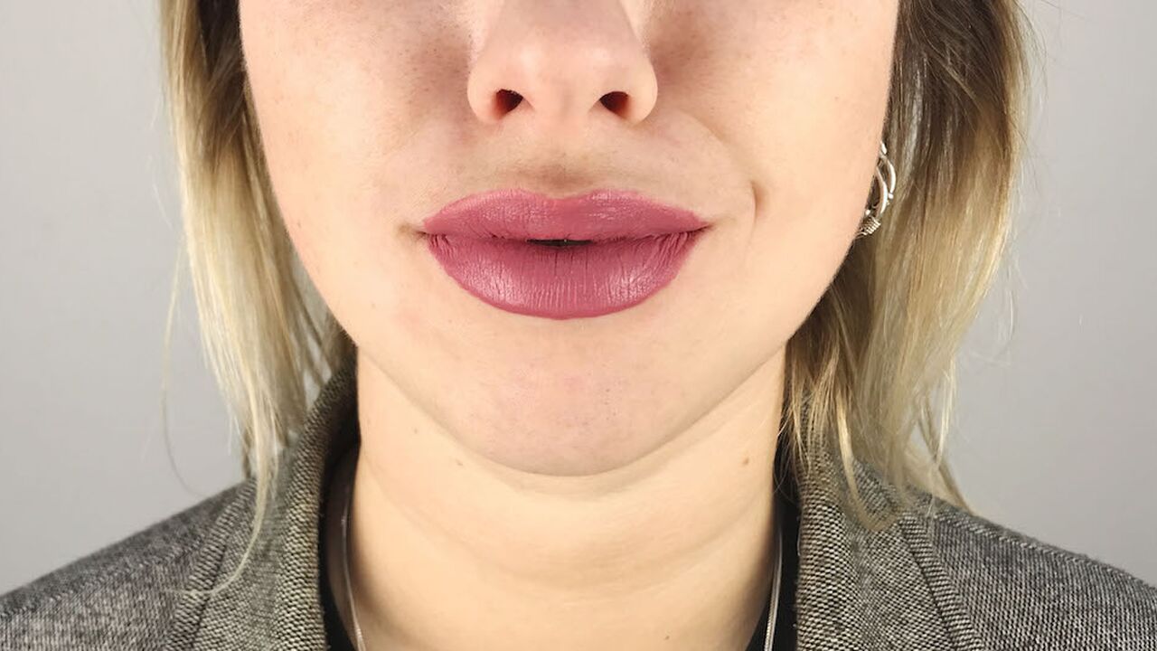 Illustratie voor: Getest: deze matte lipsticks zijn lunchproof