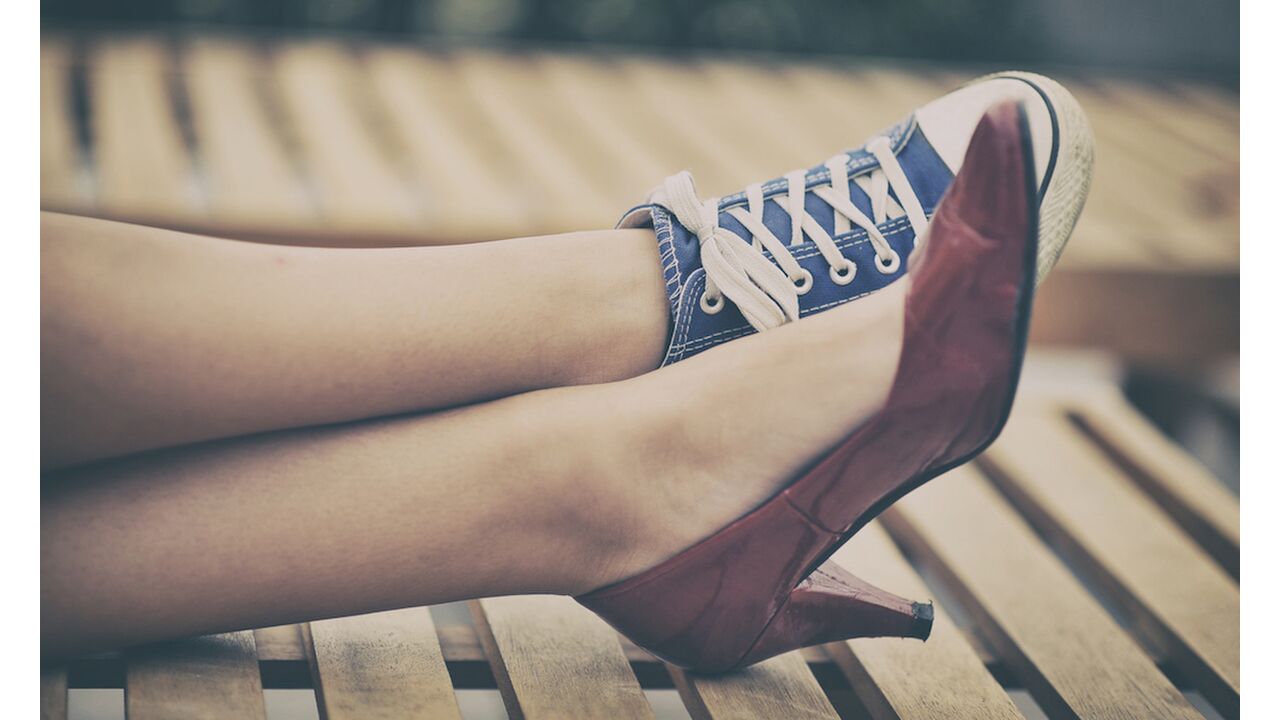 Illustratie voor: Mismatchende schoenen zijn nu een ding!