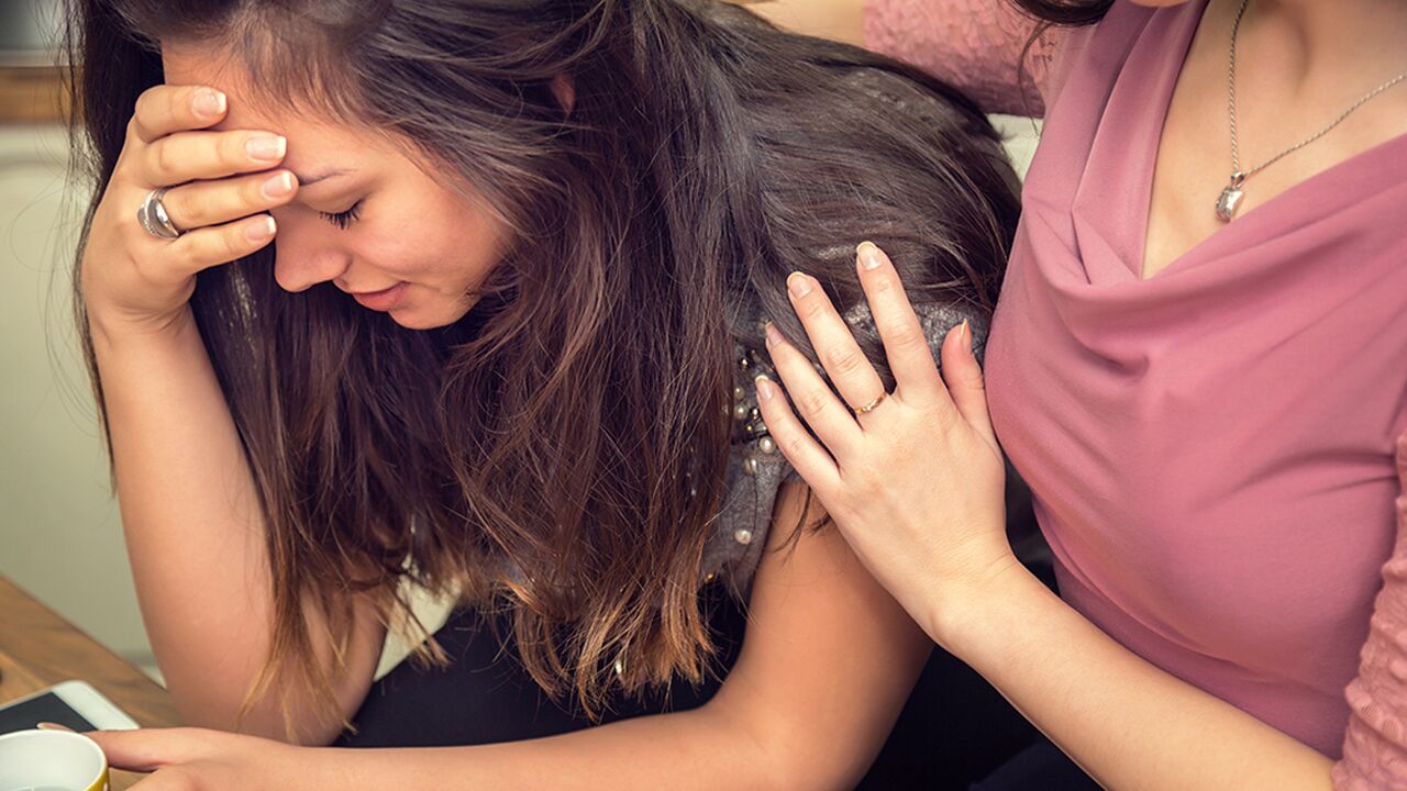 Illustratie voor: Lisa (17): ‘Ik zag een vriend van mijn broer een misdaad plegen’