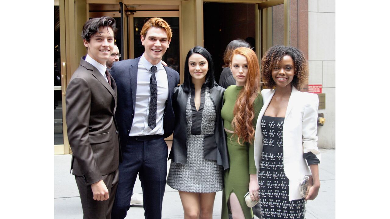 Illustratie voor: Huh?! Jughead zoent met dit personage in de nieuwste aflevering van Riverdale