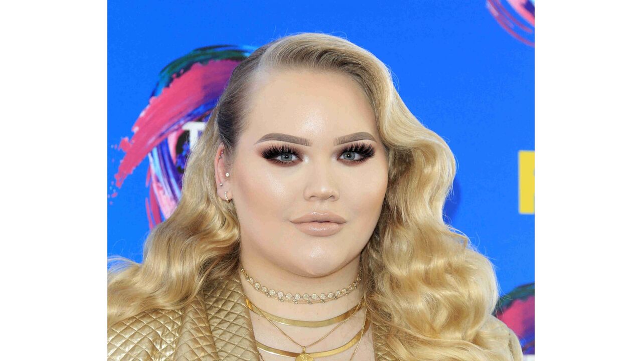 Illustratie voor: NikkieTutorials na zes(!) jaar weer vrijgezel