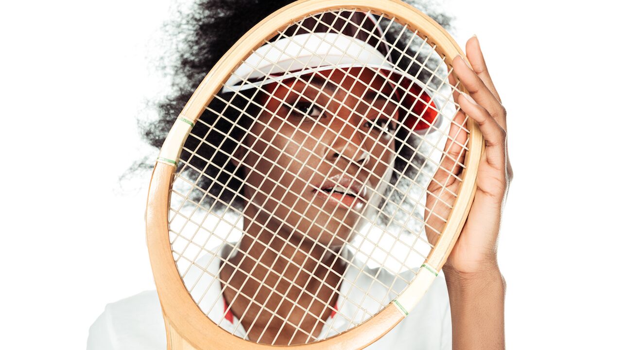 Illustratie voor: Tennis fashion is nu een ding en zo draag je het