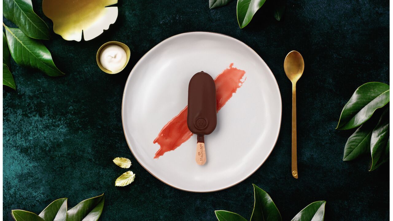 Illustratie voor: Magnum lanceert twee nieuwe ijsjes en wij krijgen spontaan zin in de zomer