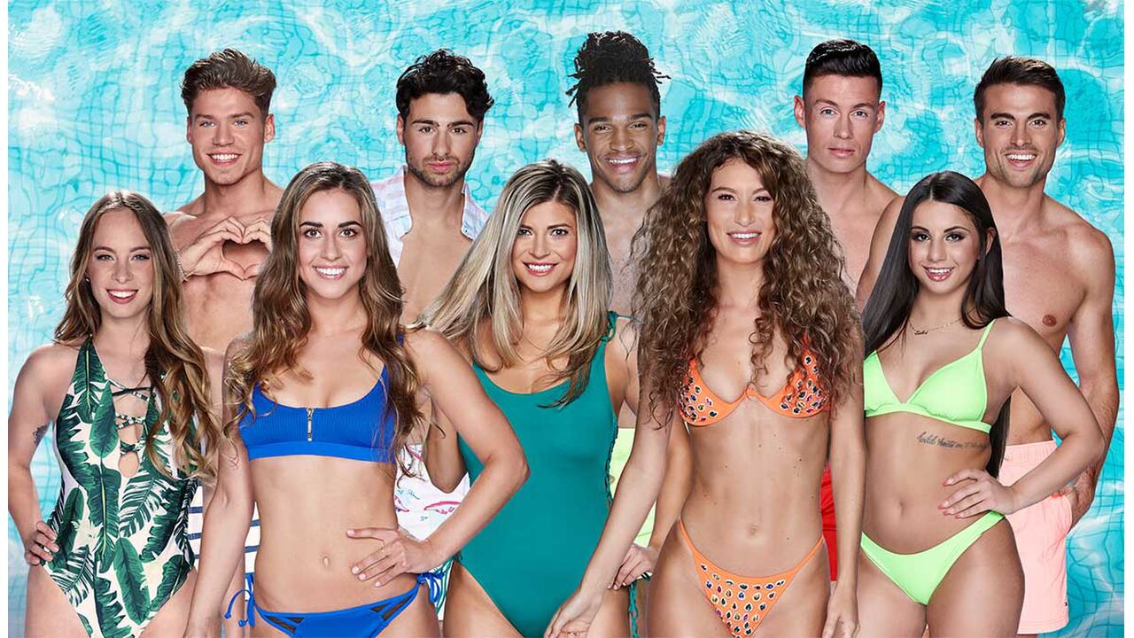 Illustratie voor: Zo zag deze Love Island-kandidaat er vroeger uit