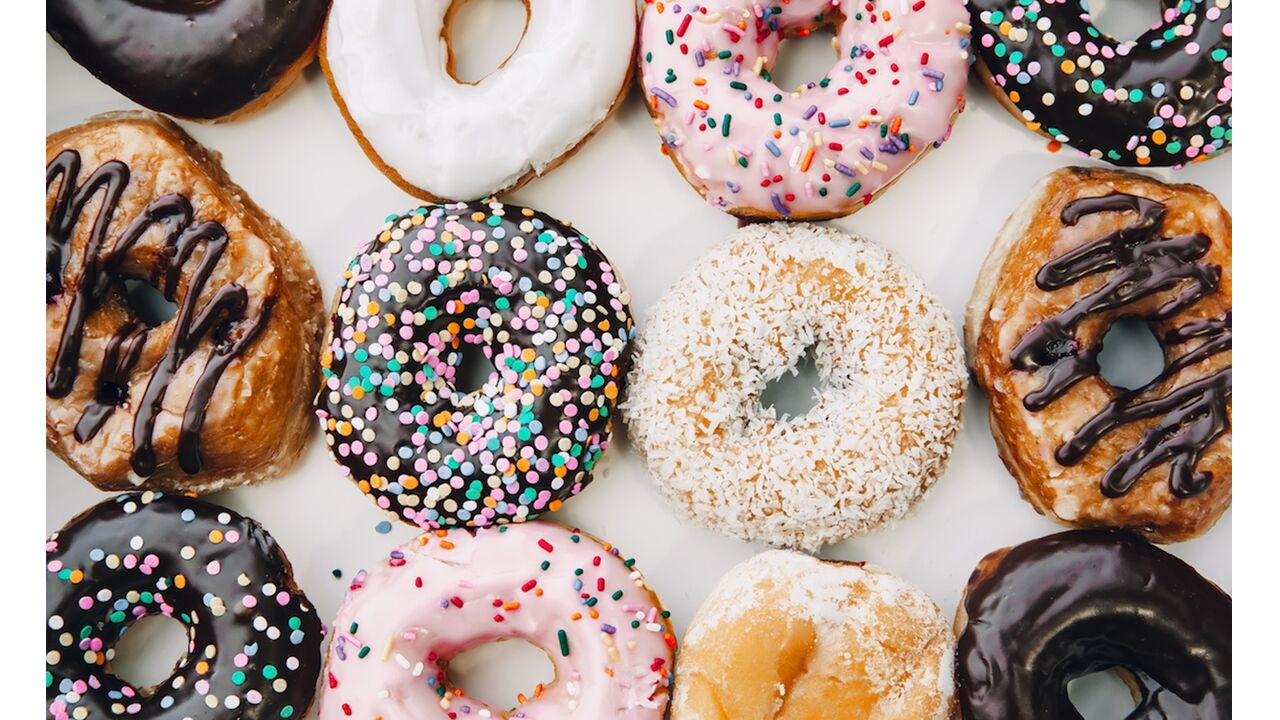 Illustratie voor: YAS! Binnenkort scoor je Dunkin’ Donuts bij deze supermarkt