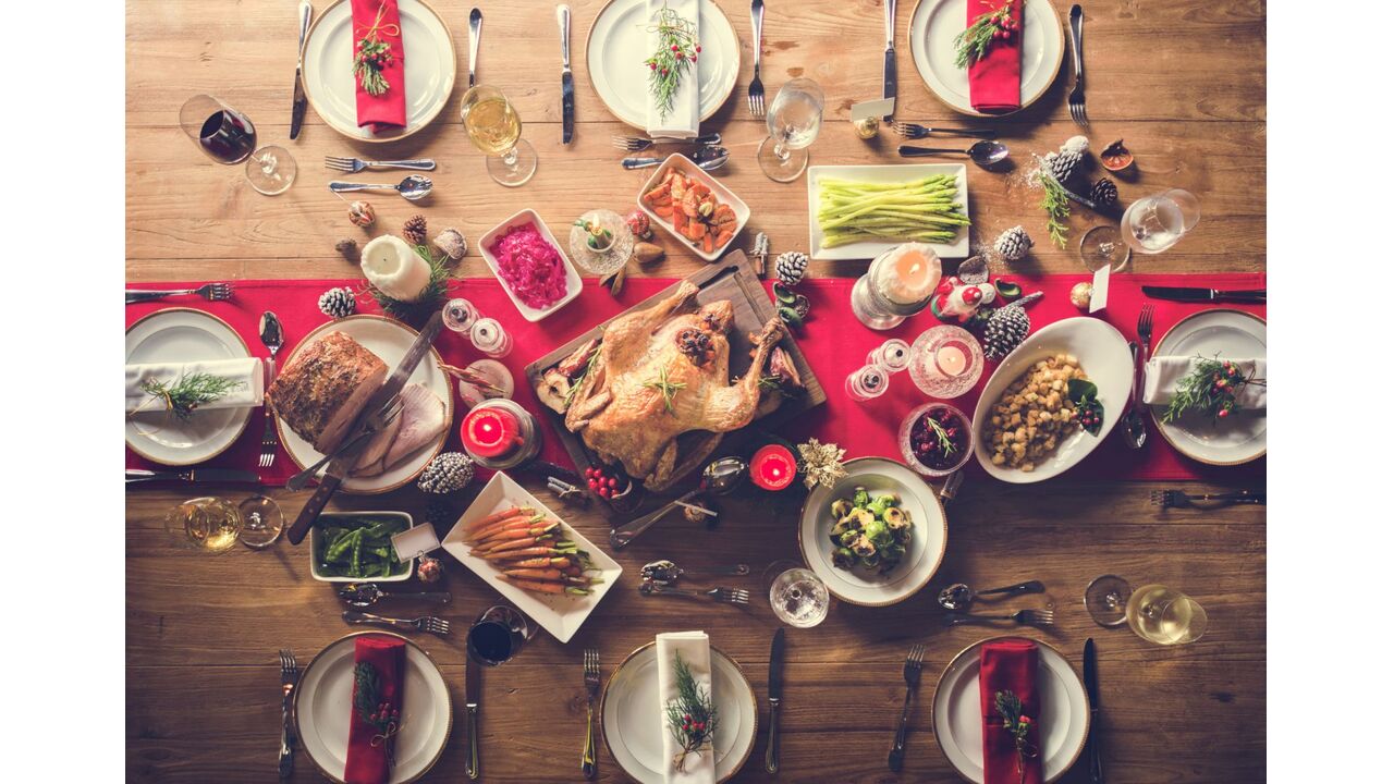 Illustratie voor: Dit complete kerstdiner staat binnen no time op tafel