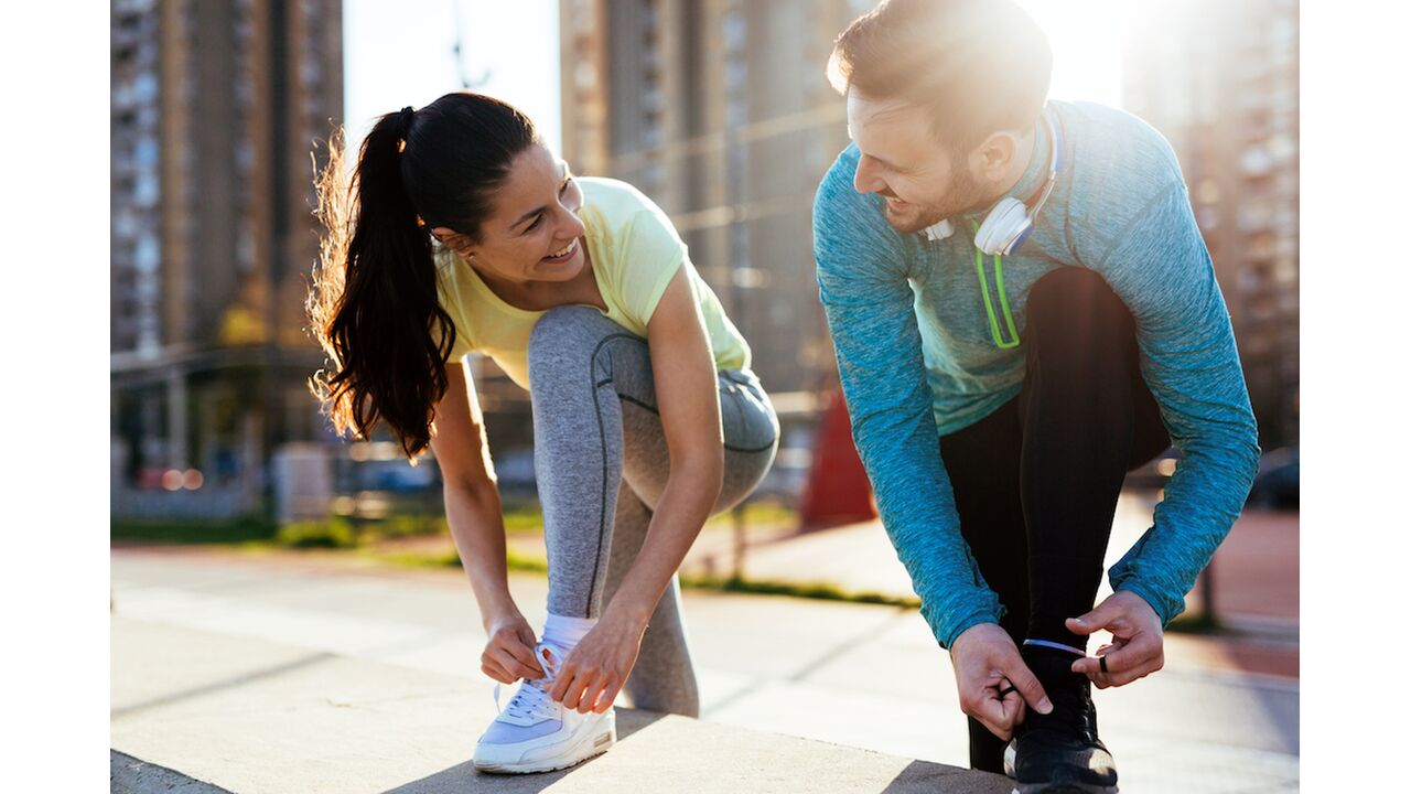 Illustratie voor: Klaar voor Valentijnsdag: doe mee aan deze ‘Love Run’ en vind zo jouw ware liefde
