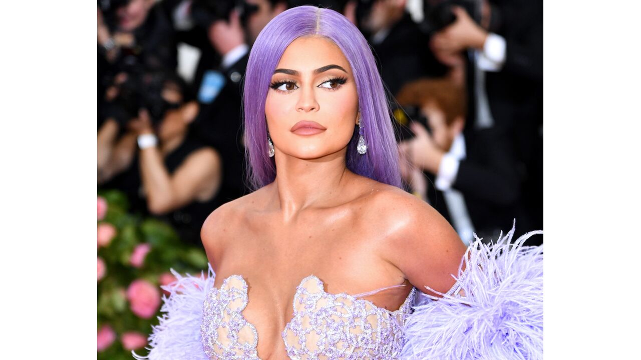 Illustratie voor: Dit bizarre bedrag is Kylie Jenner waard