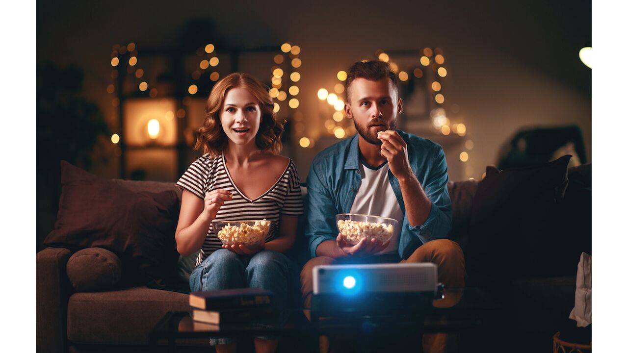 Illustratie voor: De beste films om bij weg te zwijmelen als je verliefd bent