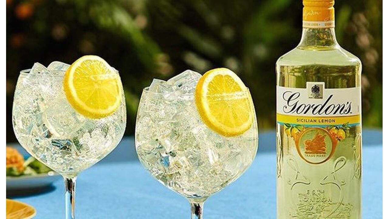 Illustratie voor: Deze nieuwe (heerlijke) gin moet jij proeven: Gordon’s Sicilian Lemon