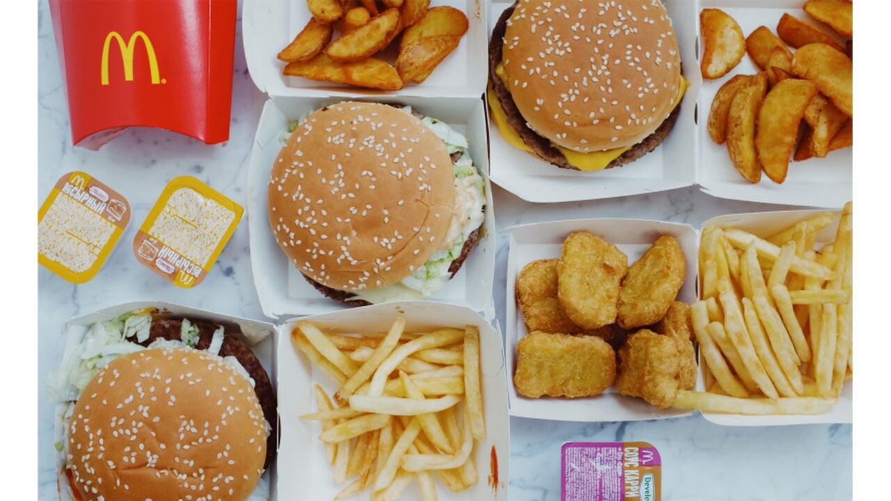 Illustratie voor: Gek op McDonald’s? Goed nieuws: je kunt er nu trouwen