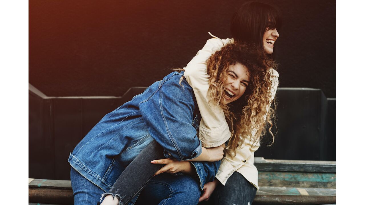 Illustratie voor: Dit herken je als je BFF als familie voelt