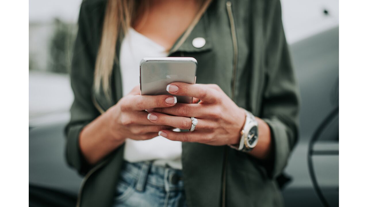 Illustratie voor: Deze dingen herken je als je niet zo goed bent in Whatsappen