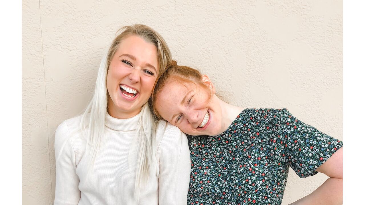 Illustratie voor: Tekenen dat je jij en je bestie samen oud gaan worden