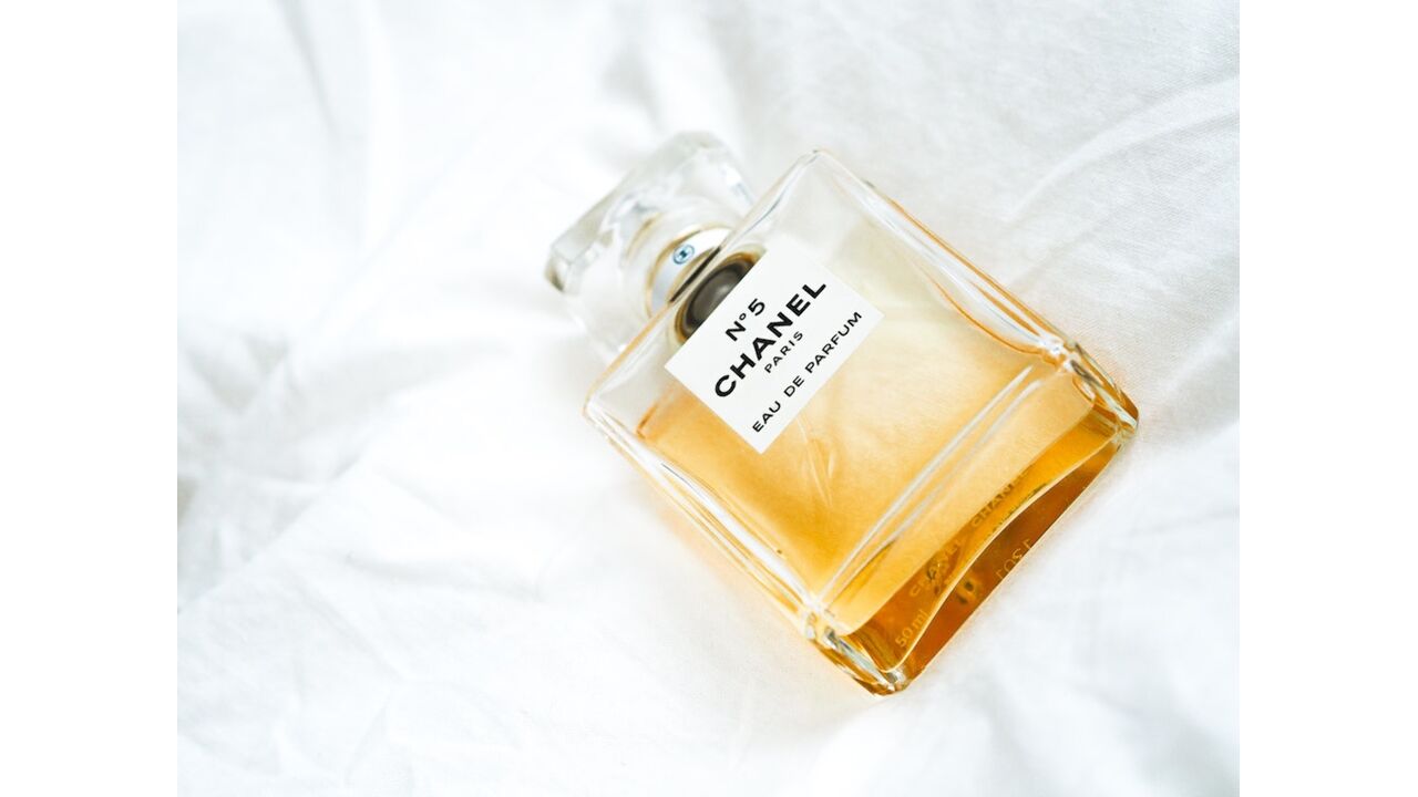 Illustratie voor: Black Friday 2020: deze parfums scoor je met héél veel korting