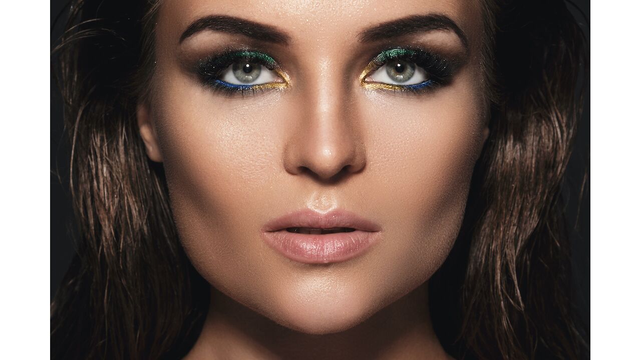 Illustratie voor: Smokey eyes maken? In deze 9 easy steps kan jij dat ook