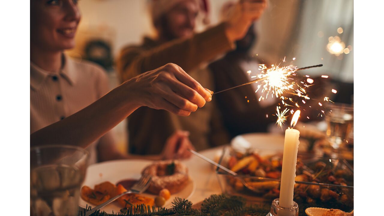 Illustratie voor: Oud en nieuw hapjes: deze 5 snacks zet jij straks op tafel