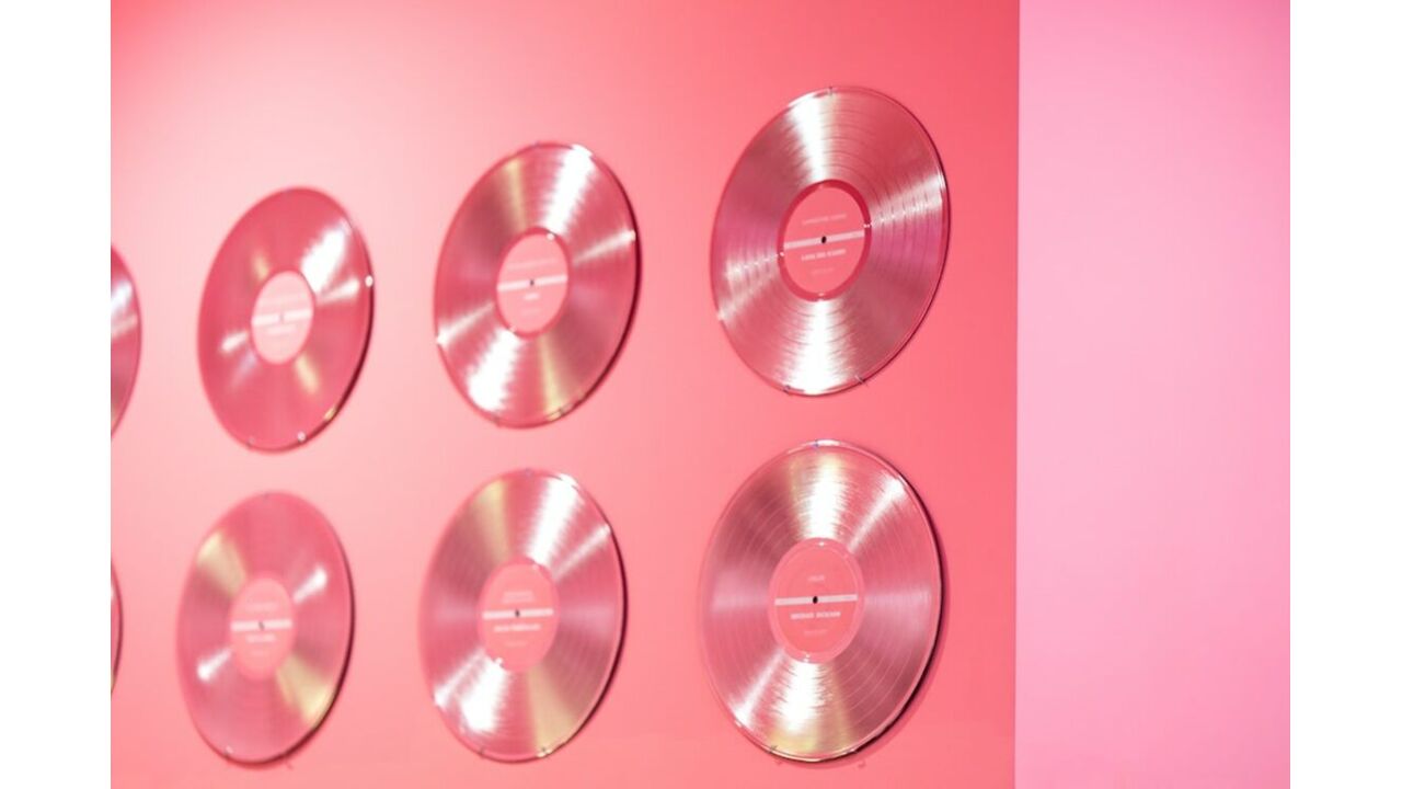 Illustratie voor: New Music Friday: Sam Feldt en Kesha gaan samenwerken