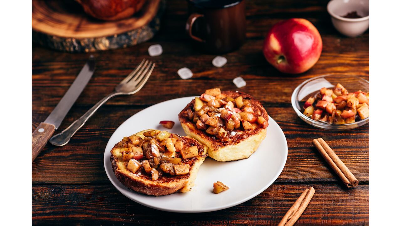 Illustratie voor: Lunch break! Met dit recept maak je heerlijke appeltaart-tosti’s
