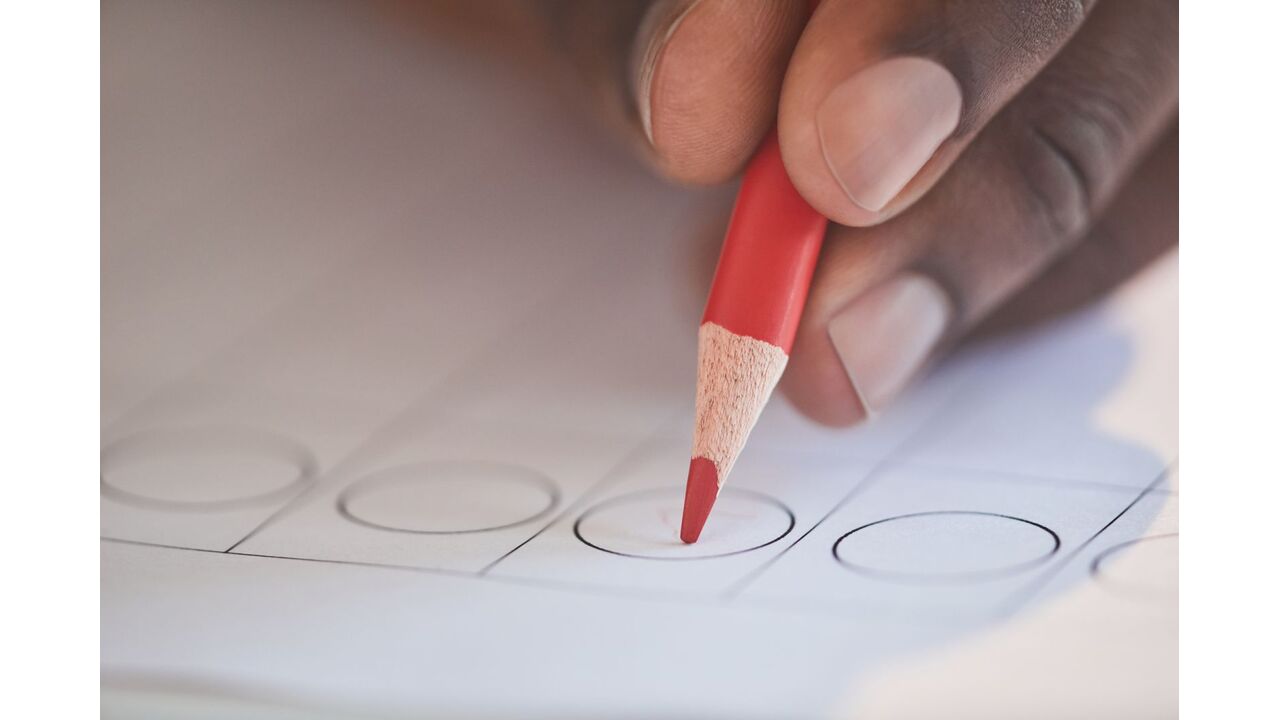 Illustratie voor: Voor het eerst stemmen: alles wat je moet weten voordat jij het rode potloodje oppakt