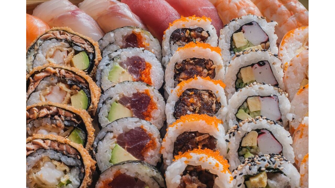 Illustratie voor: VIDEO: zo maak je zelf sushi