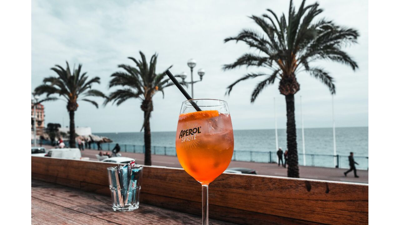 aperol-spritz-cocktail-bomb