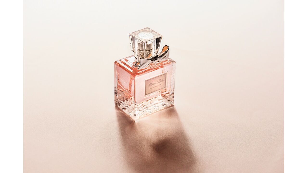 Illustratie voor: Dit zijn de lekkerste frisse parfums voor nu