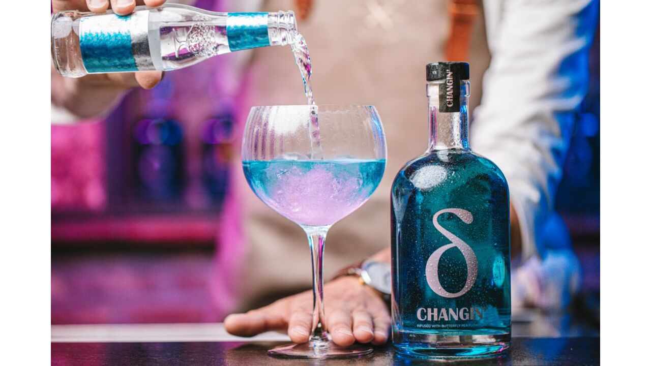 Illustratie voor: OMG! Een gin die van kleur verandert?!