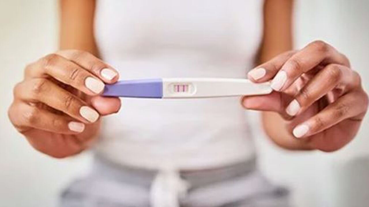 Illustratie voor: Lisa: “Ik ben pas 34 en heb al 5 keer abortus gepleegd”