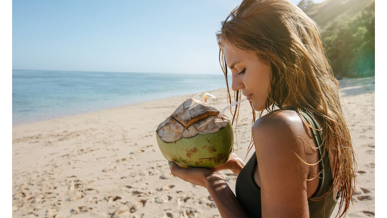 Illustratie voor: Fulltime reizen én werken: Jody (30) doet het samen met haar vriend: “wij hebben amper ruzie”