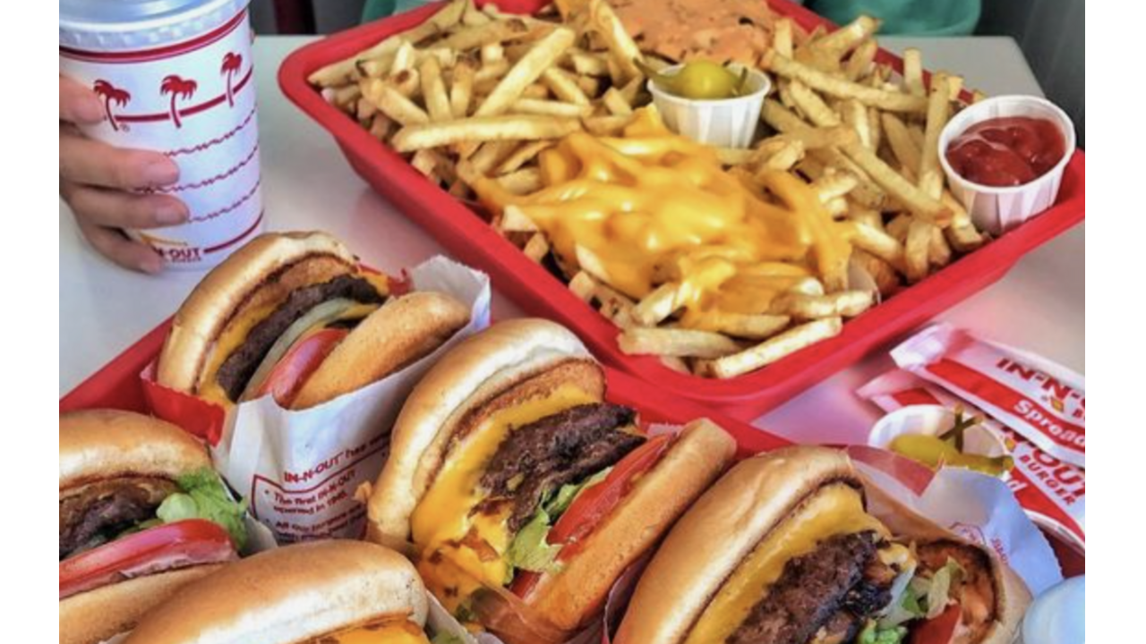 Illustratie voor: Zo maak je de bekende animal fries van In n Out
